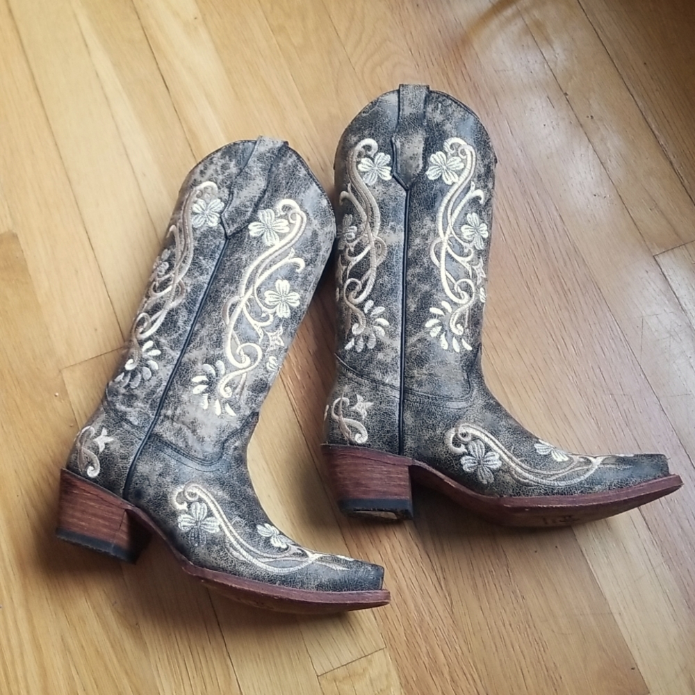 Circle G boots size 8 like new
